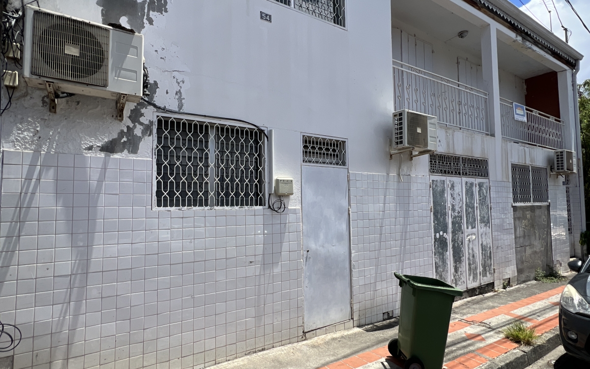 Vente Immeuble 97123