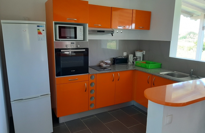 SAINT-FRANCOIS - CHARMANTE MAISON T3 MEUBLEE - SECTEUR CALME