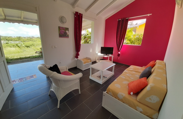 SAINT-FRANCOIS - CHARMANTE MAISON T3 MEUBLEE - SECTEUR CALME