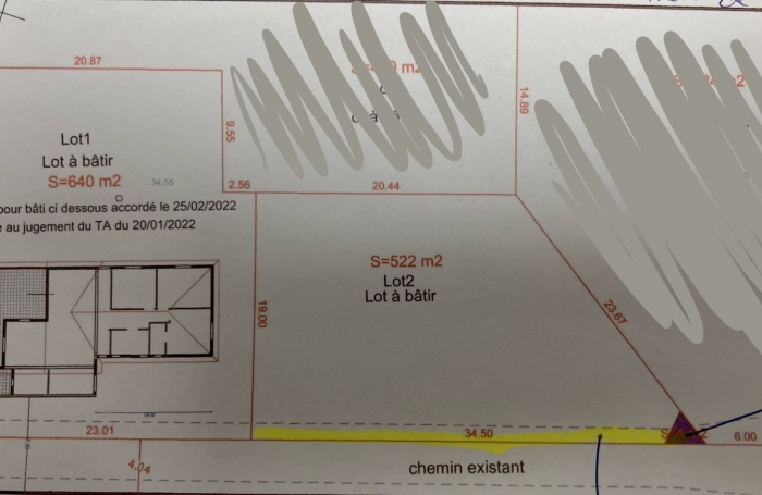 TERRAIN 640 m2 SAINT-FRANCOIS-SECTEUR DESVARIEUX
