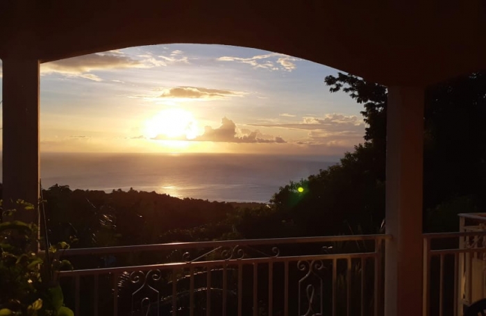 POINTE NOIRE - Maison T4 120 m2 à vendre 299 000 € - JOLIE VUE sur la MER et les MONTAGNES