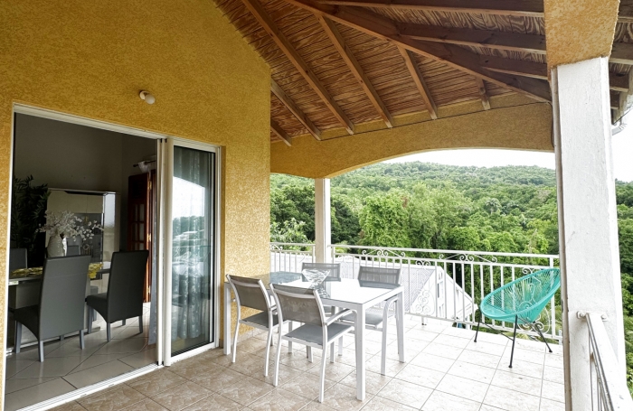 POINTE NOIRE - Maison T4 120 m2 à vendre 299 000 € - JOLIE VUE sur la MER et les MONTAGNES