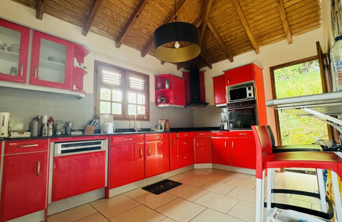 POINTE NOIRE - Maison T4 120 m2 à vendre 299 000 € - JOLIE VUE sur la MER et les MONTAGNES