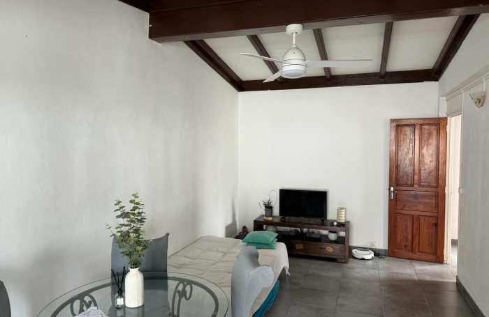 SAINT CLAUDE - Lot de 2 appartement T3 - Idéal investisseur