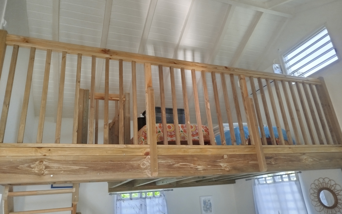  maison avec  2 appartements sur terrain de 671m2  350000€