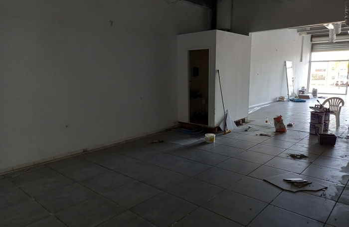 Location Local commercial 140m&sup2; Baie Mahault