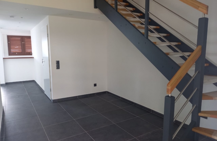 VIEUX FORT : Résidence La Rose Des Vents,  Le Sextant, T4 DPLEX + Bureau No13