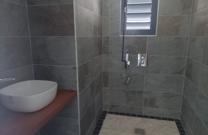 VIEUX FORT : Résidence La Rose Des Vents,  Le Sextant, T4 DPLEX + Bureau No13