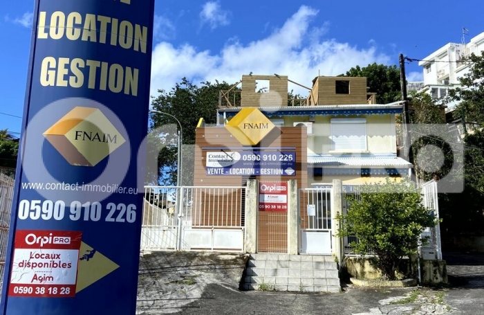 A louer ensemble de bureaux BAS DU FORT