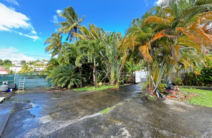 Vente Maison 98m&sup2; 4 pi&#232;ces Gourbeyre