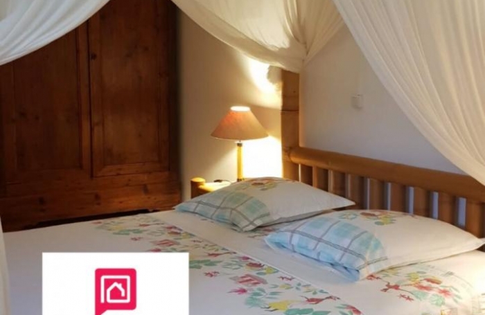 Vente Maison 234m&sup2; 8 pi&#232;ces Bouillante