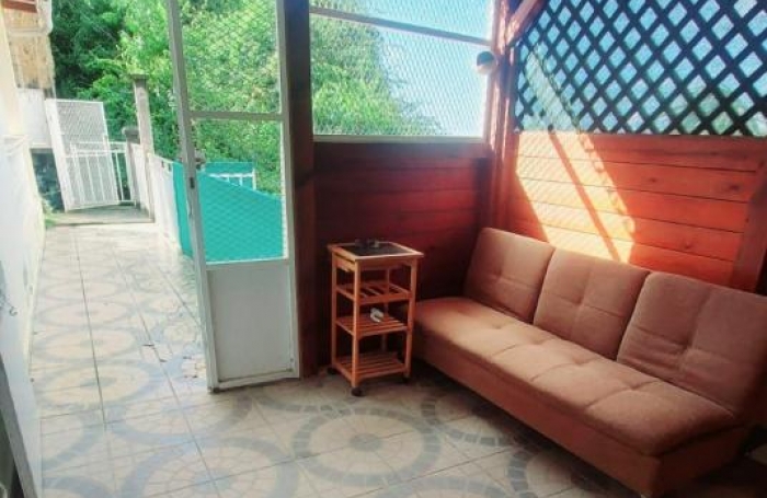 Location Appartement 97100