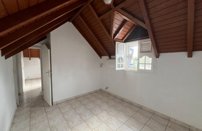 Location Maison 120m&sup2; 5 pi&#232;ces Baie Mahault