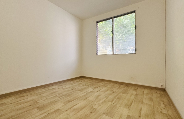 BOUILLANTE - MAISON T4 de 66 m2, bourg