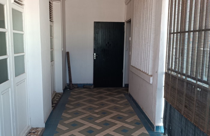 Immeuble centre ville basse terre