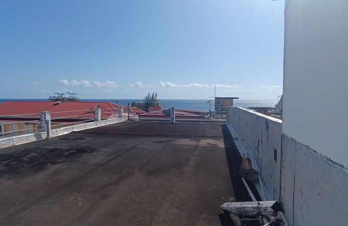 Immeuble centre ville basse terre