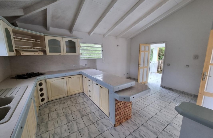 Vente Maison 150m&sup2; 5 pi&#232;ces Gosier