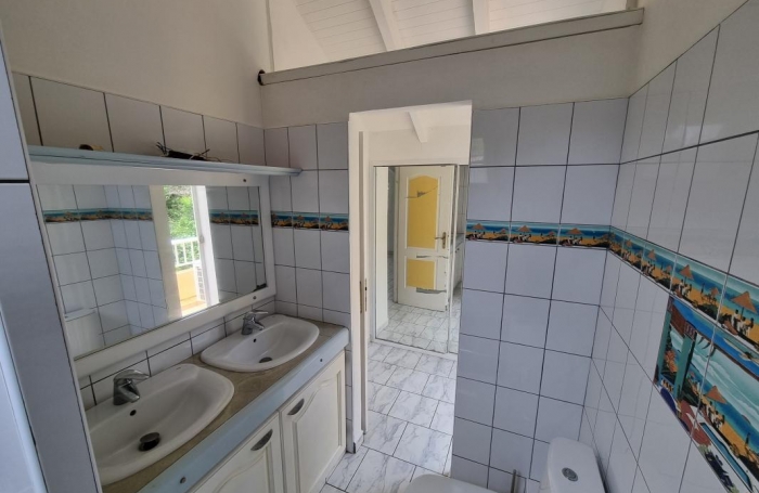 Vente Maison 150m&sup2; 5 pi&#232;ces Gosier