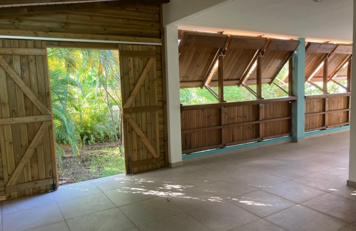 À VENDRE   Maison T4 de plain-pied avec studio indépendant   Saint-Claude