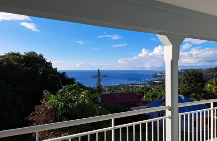 Vente Maison 225m&sup2; 7 pi&#232;ces Bouillante