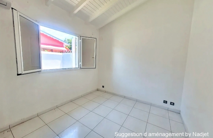 Rare opportunité : Ensemble immobilier de 2 villas mitoyennes   350 m2 habitables + piscine privée