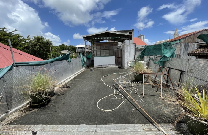 MAISON T4 PROCHE PLACE DE LA VICTOIRE