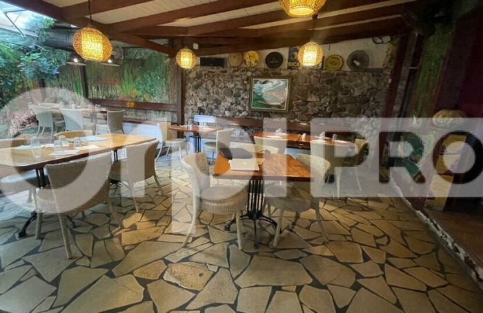 &#127869;&#65039; À VENDRE : Fonds de commerce – Restaurant – Terre-de-Haut, Les Saintes
