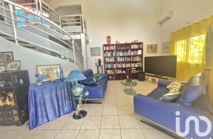 Vente Divers 195m&sup2; 5 pi&#232;ces Les Abymes