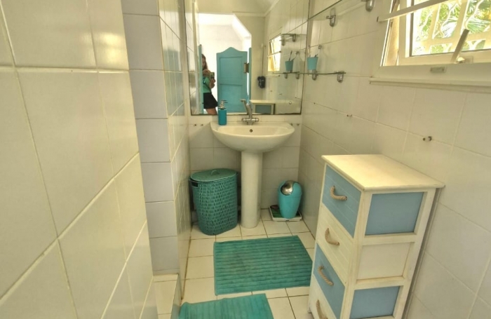 Vente Divers 195m&sup2; 5 pi&#232;ces Les Abymes