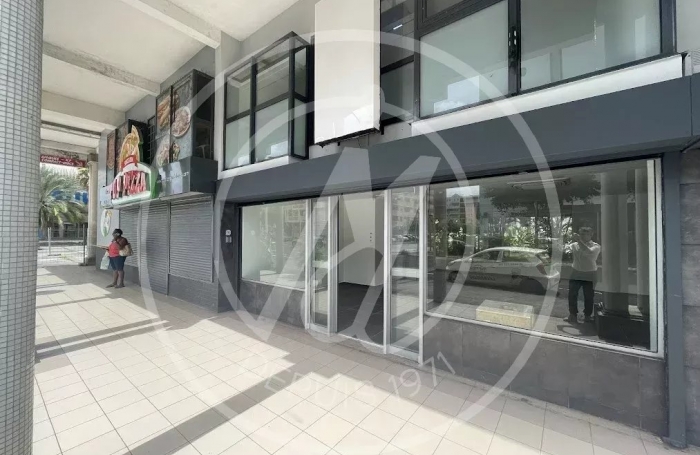 Location Local commercial 97110