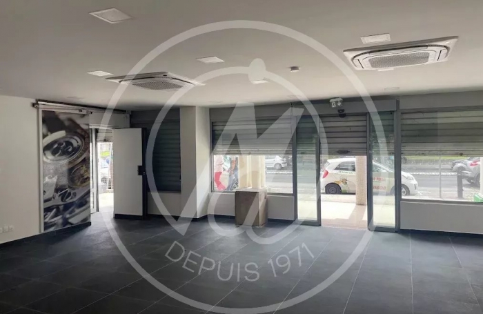 Location Local commercial 130m&sup2; Pointe-à-Pitre