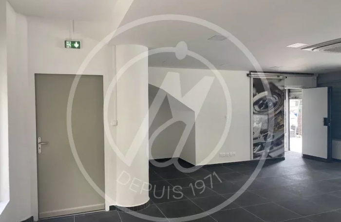 Location Local commercial 130m&sup2; Pointe-à-Pitre