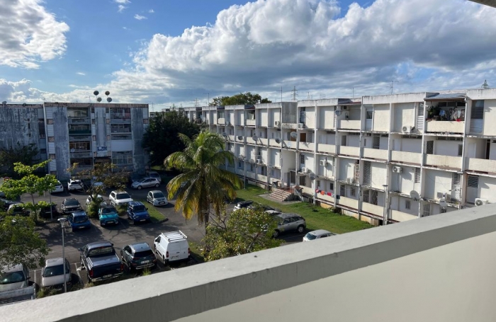 Location Appartement 107.57m&sup2; 5 pi&#232;ces Les Abymes