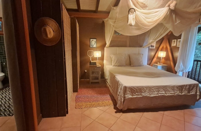 Villa au charme Créole T3  + T2 Indépendant & Piscine   BOUILLANTE