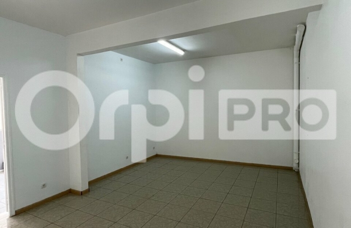 Bureau, rez-de-chaussée Cle en main