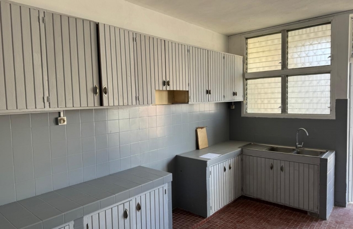 CAPESTERRE - IMMEUBLE DE RAPPORT - RUE MARCHANDE