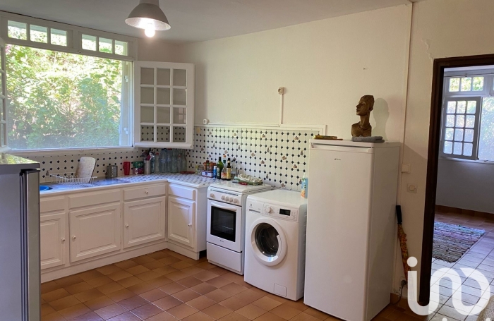 Vente Maison 247m&sup2; 10 pi&#232;ces Pointe-Noire