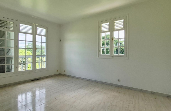 Location Maison 164.71m&sup2; 5 pi&#232;ces Lamentin