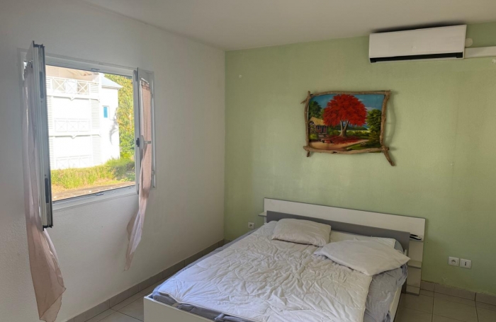 Saint-Claude   Appartement T3 meublé, résidence sécurisée, vendu loué