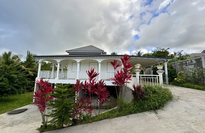 MAISON T4 MEUBLE BAIE-MAHAULT