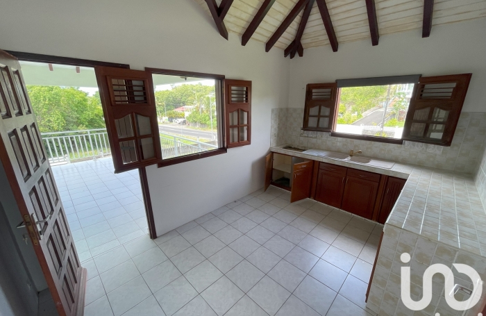 Vente Divers 117m&sup2; 5 pi&#232;ces Petit-Canal