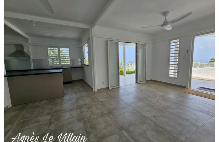 Vente Maison 79m&sup2; 4 pi&#232;ces Bouillante