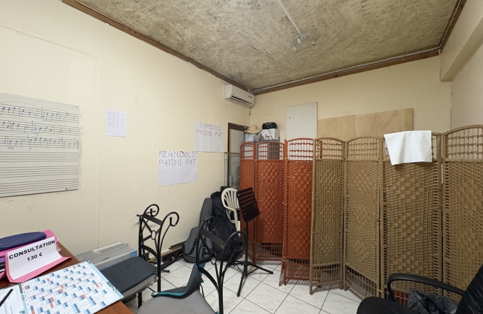 LOCAL COMMERCIAL POINTE A PITRE