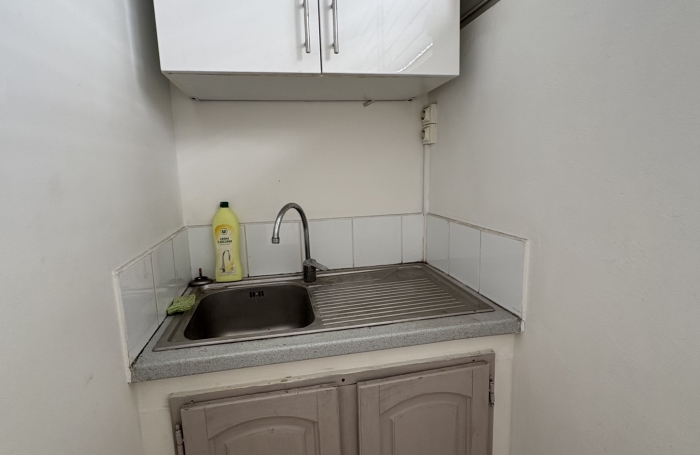 LOCAL COMMERCIAL POINTE A PITRE