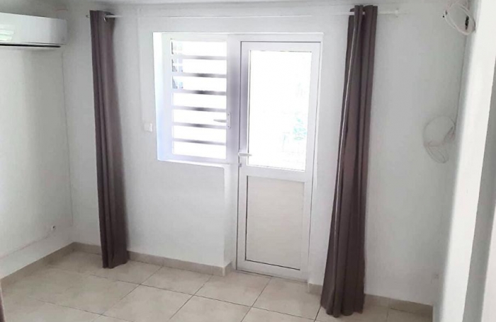 Vente Maison 40m&sup2; 2 pi&#232;ces Baie Mahault