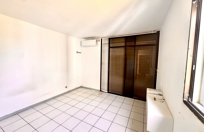 Studio à deux pas de la plage au Gosier