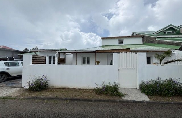 Location Maison 148m&sup2; 7 pi&#232;ces Port-Louis