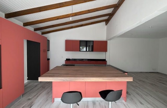 Location Maison 148m&sup2; 7 pi&#232;ces Port-Louis