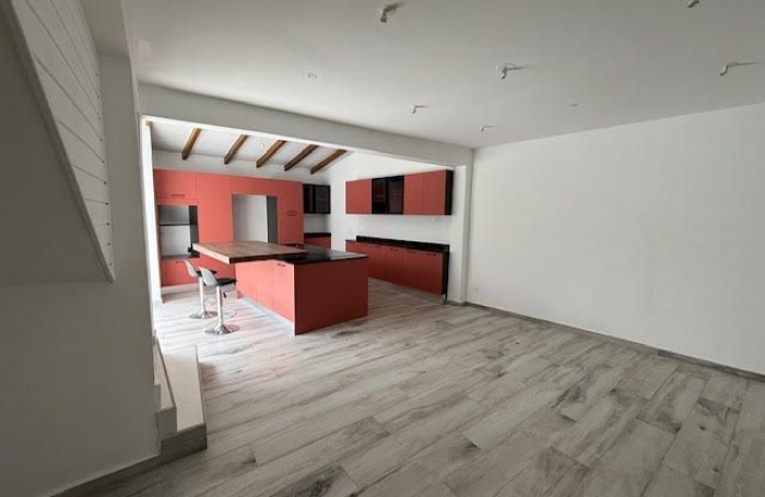 Location Maison 148m&sup2; 7 pi&#232;ces Port-Louis