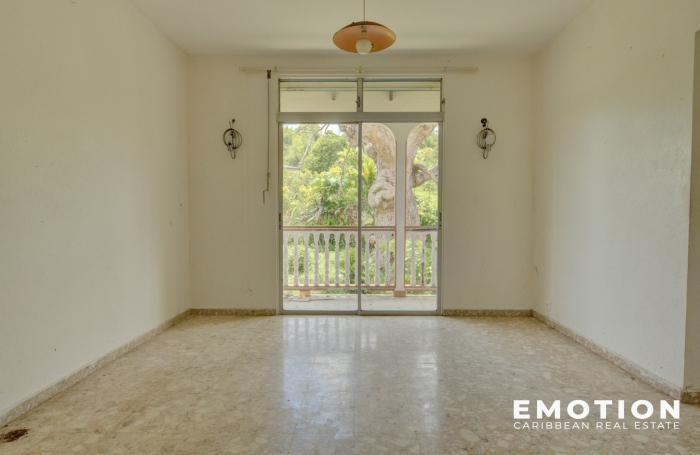 Villa à T9   À Rénover - Fort potentiel   420 m2 - 2 600 m2 de terrain